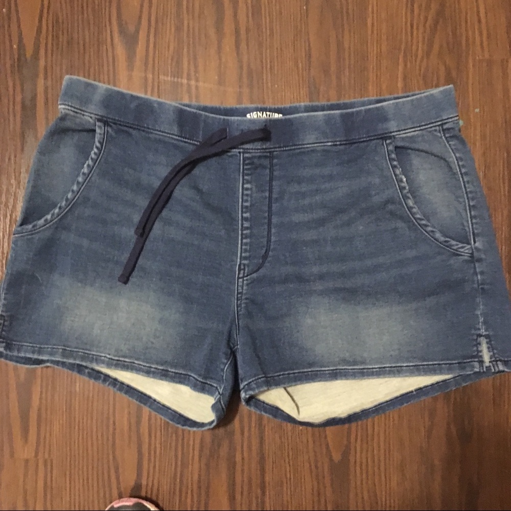 Jean shorts by Lee